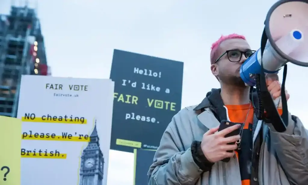 Cambridge Analytica as the contradiction of responsible use of AI